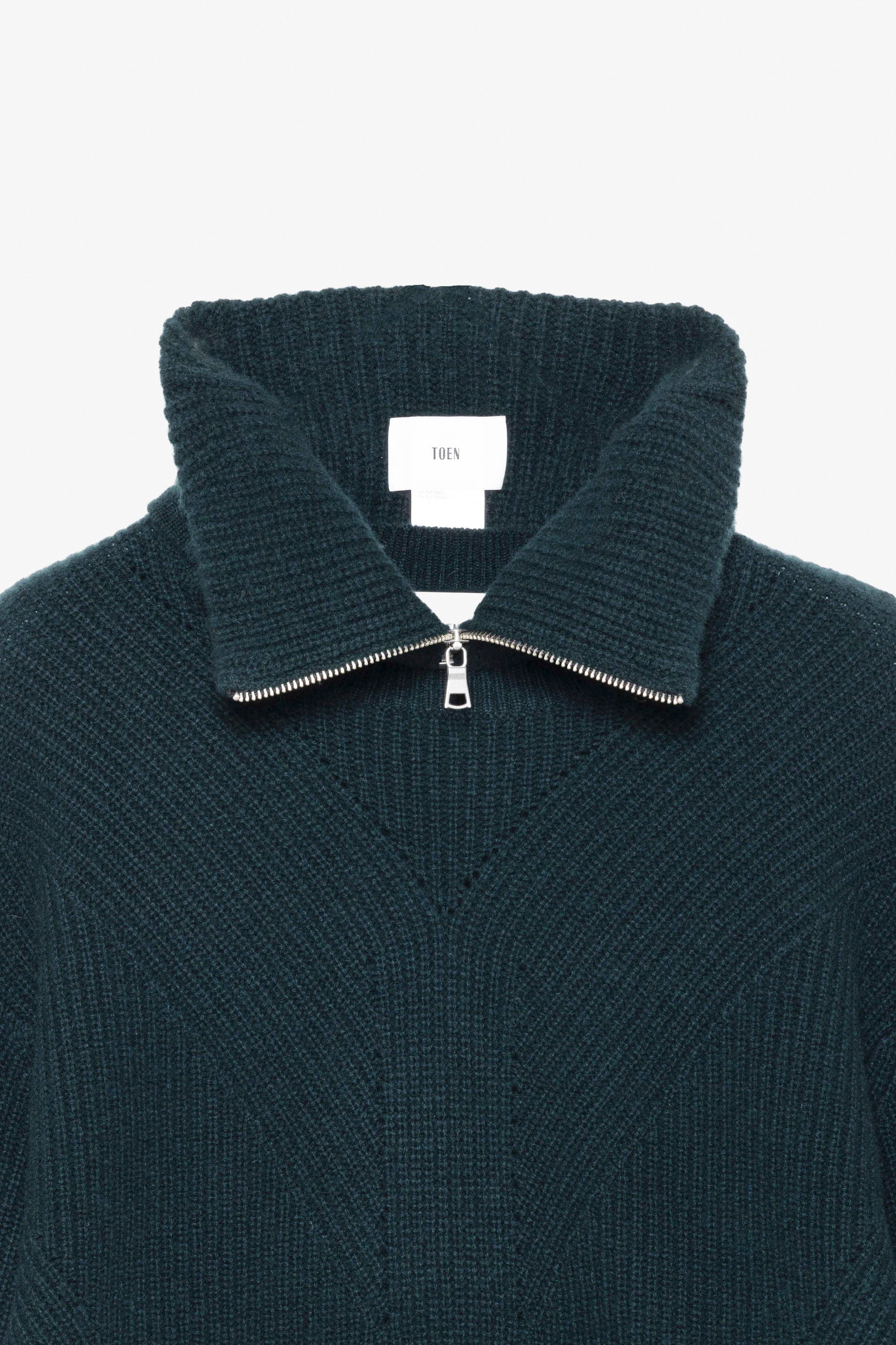 CASHMERE NECK WARMER